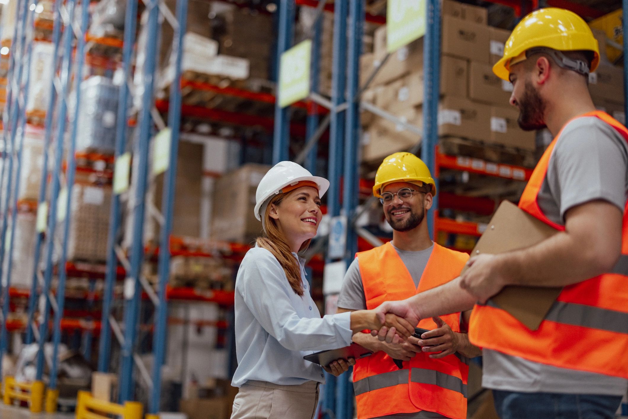 Procurement and operations handshake in a warehouse